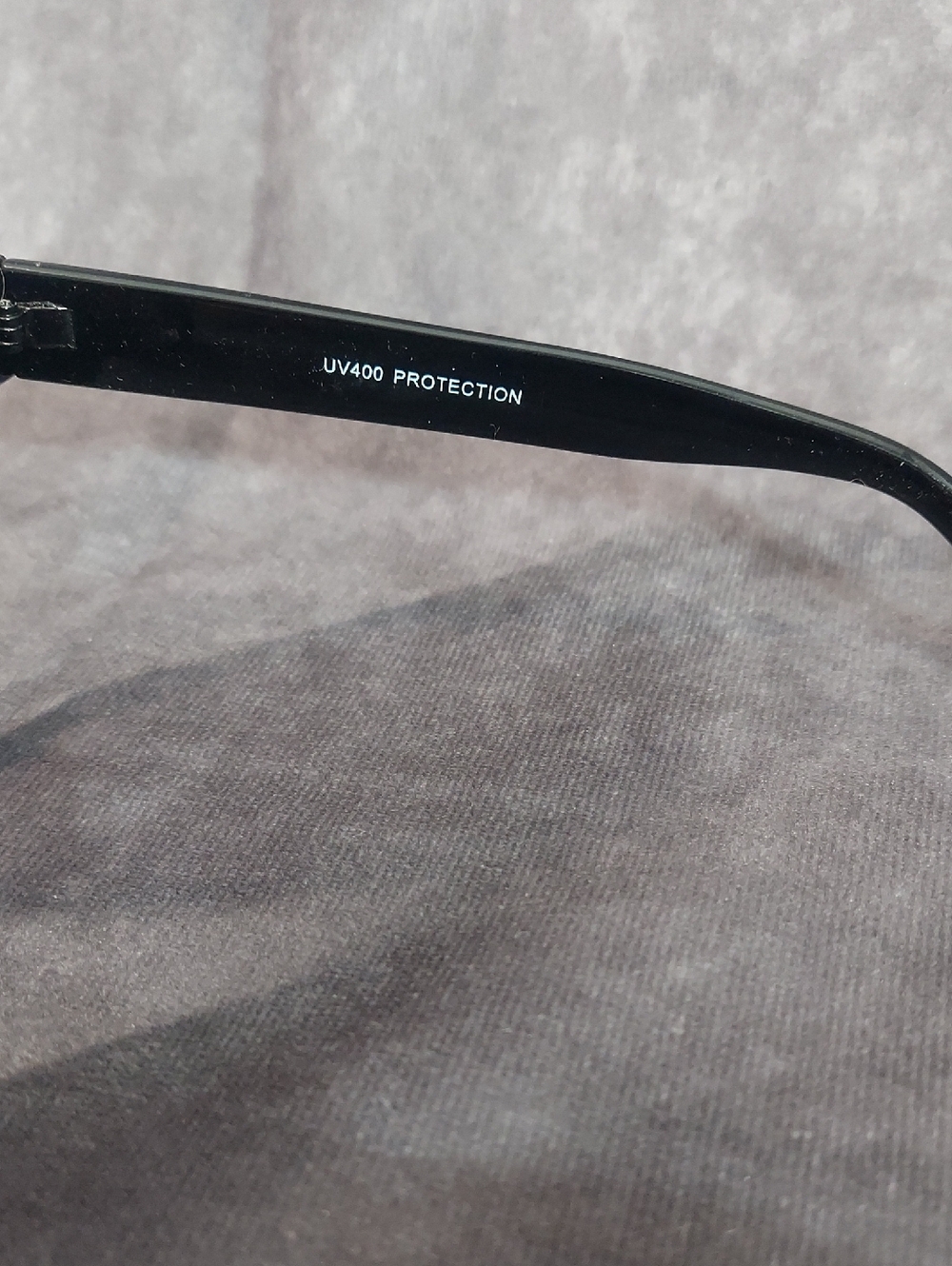 Chunky Cat Eye Sunglasses Set 2 Pair Black White Border Gold Loop Accent Retro - Picture 5 of 7